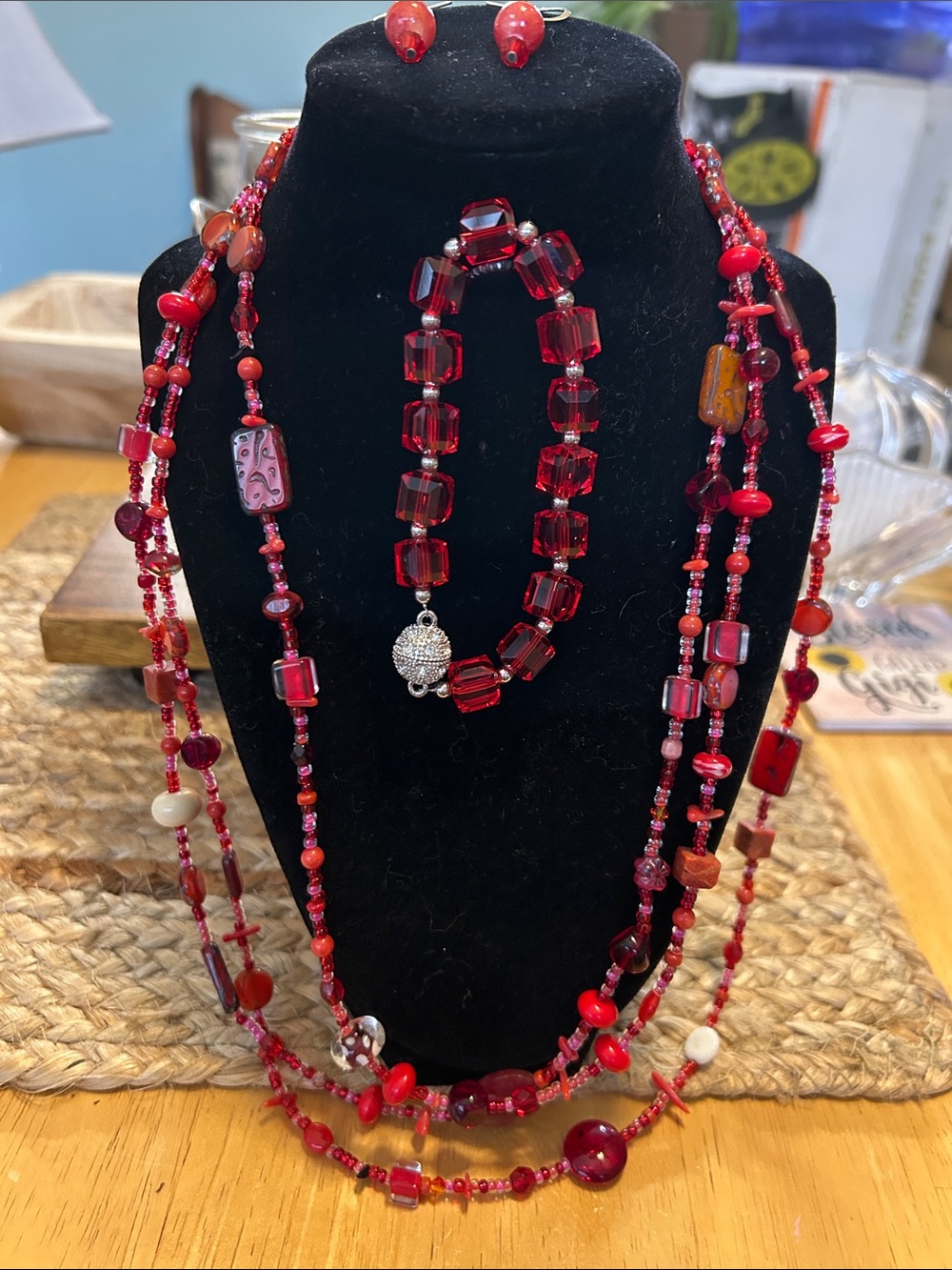 Elegant Red Beaded Women's Necklace and Bracelet & Earring Set